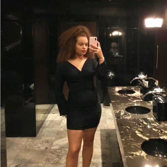 LC‼️CIAO LUCIA Black Off the Shoulder Dress - Picture 1 of 5